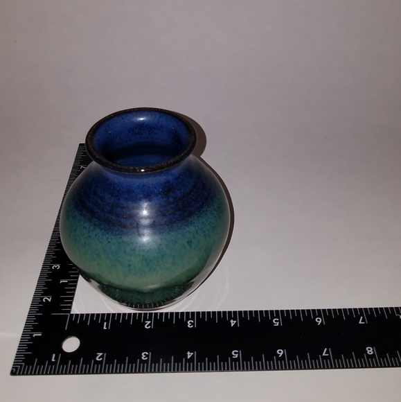 Pottery - Picture 4 of 4